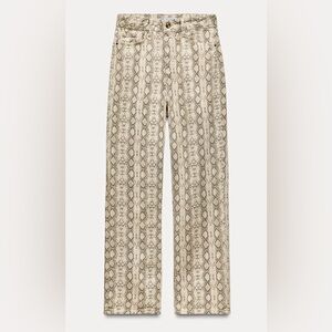 Stylish Beige Snake Print Jeans